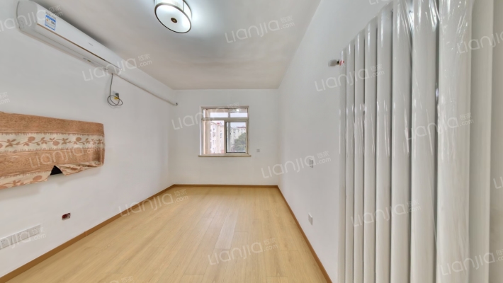 新华里二手房实景图