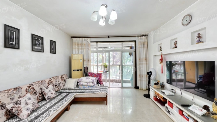 银海峰景二手房实景图