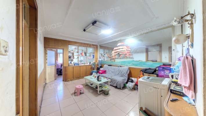 制药厂院二手房实景图