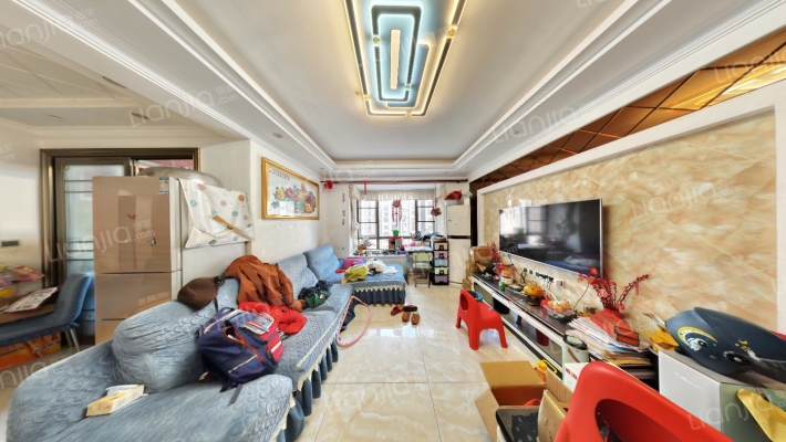 绿都丹石街区二手房实景图