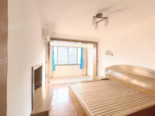 整租·东星康宁乐苑 4室2厅 南