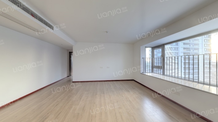 龙光久桦府二手房实景图