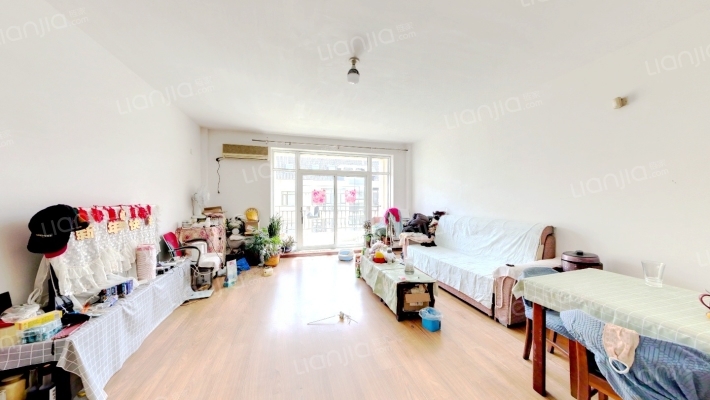 朗悦华园二手房实景图