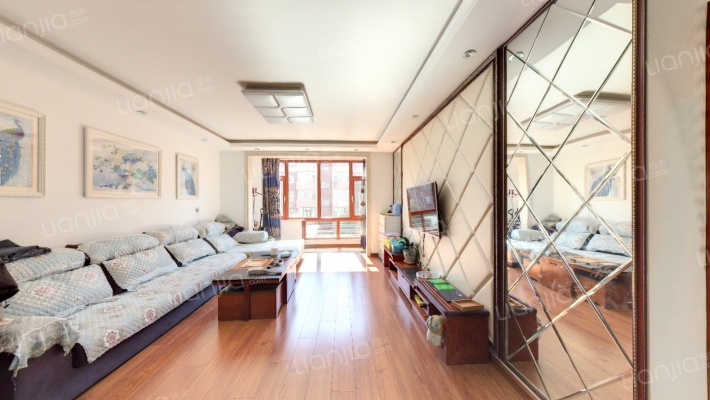 蓝调倾城二手房实景图