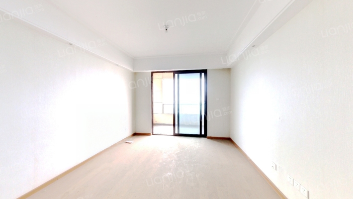 中赫玫瑰园二手房实景图