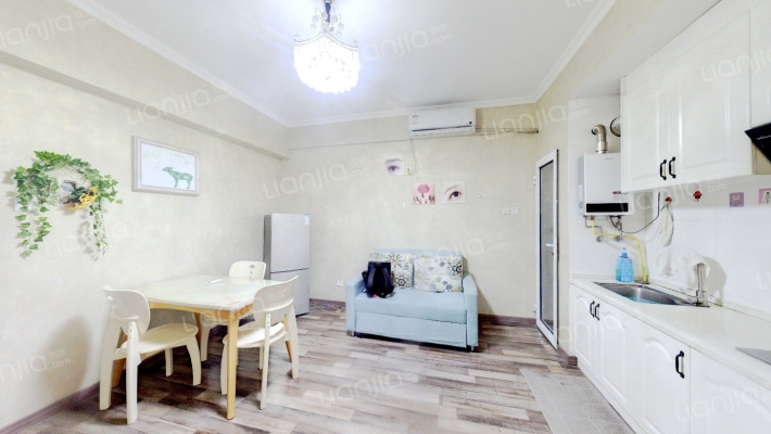 城市华庭二手房实景图