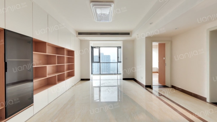 翡翠城五期二手房实景图