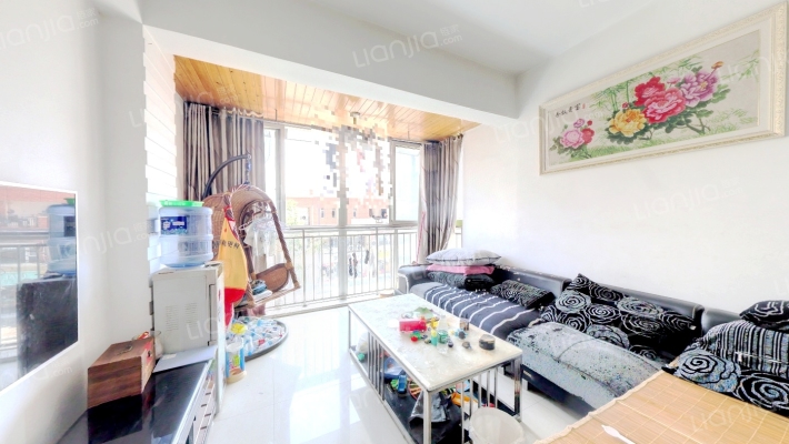 灵龙路20号二手房实景图