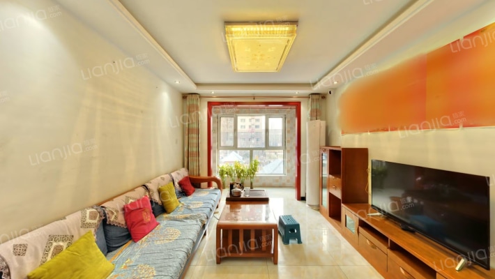 蓝山庭苑二手房实景图