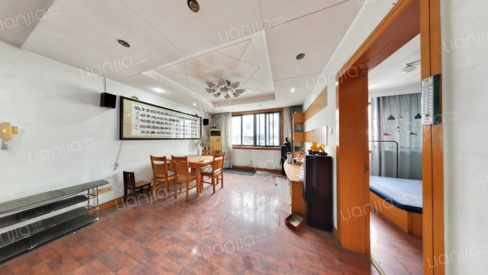 民治路散盘二手房实景图