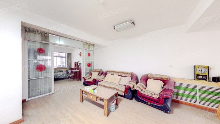 三里庄5号院二手房实景图