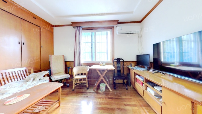 彩虹一村二手房实景图