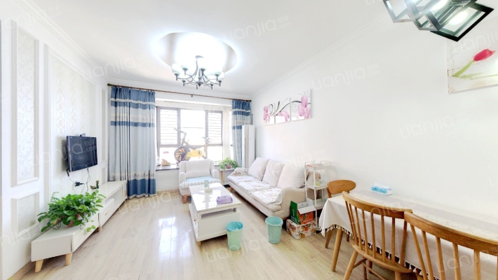 中惠爱丁堡二手房实景图