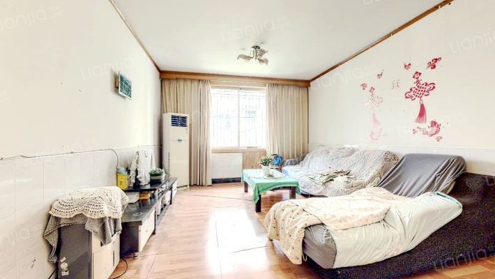 新疆石油花园二期二手房实景图