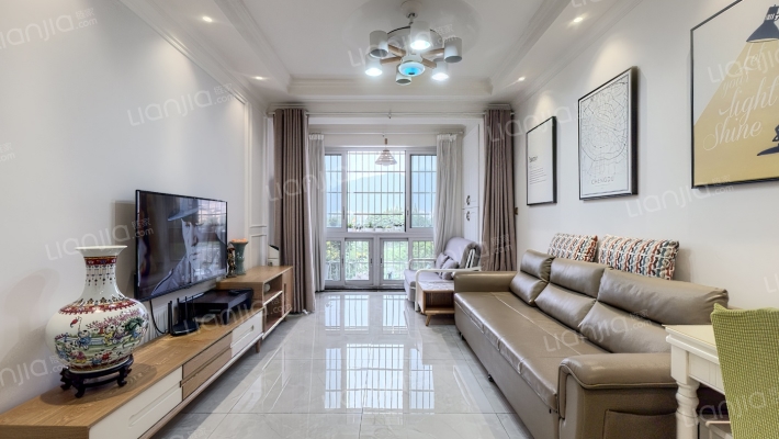 康桥水乡B区二手房实景图