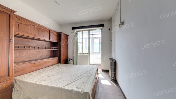 学院南路32号院二手房实景图