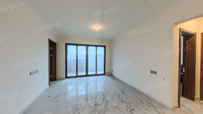 碧桂园凤凰城临湖苑二手房实景图