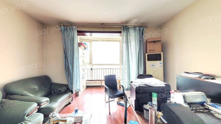 小镇西西里聚贤里二手房实景图