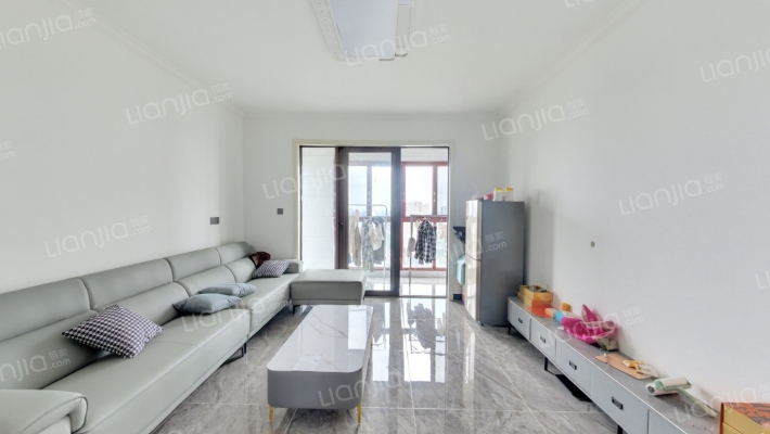 淳大香槟年华二手房实景图