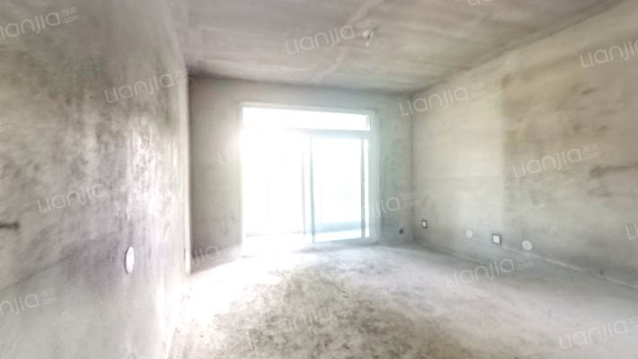 港润嘉园B区二手房实景图