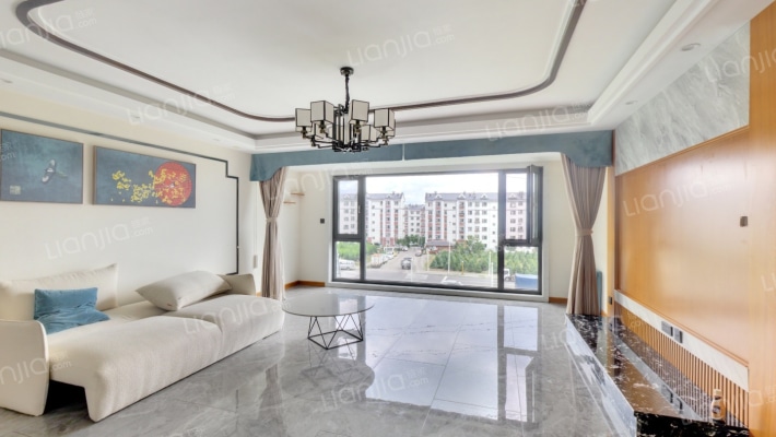 净月深水湾二手房实景图