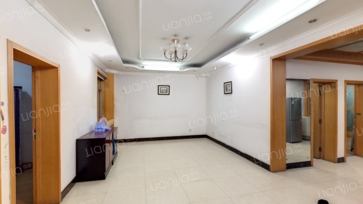 妇幼家属楼二手房实景图