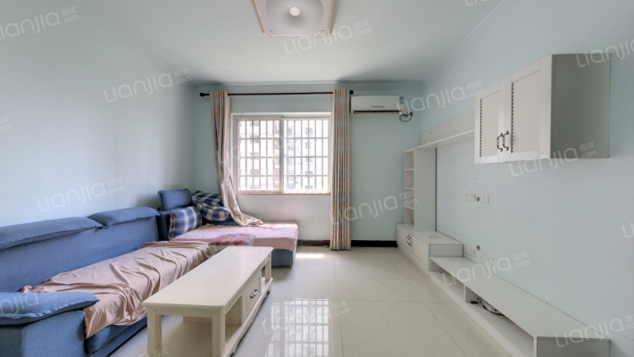 蔚蓝天成·国际公馆二手房实景图