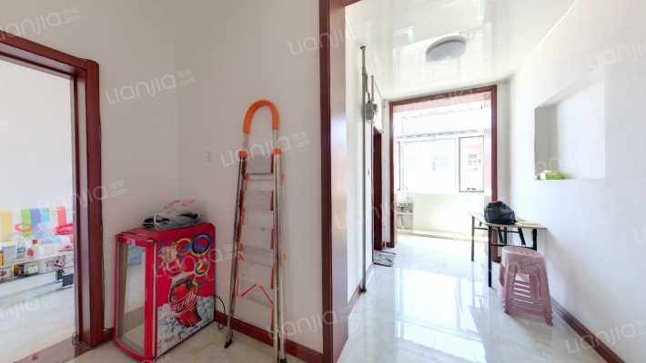 绿化队宿舍二手房实景图