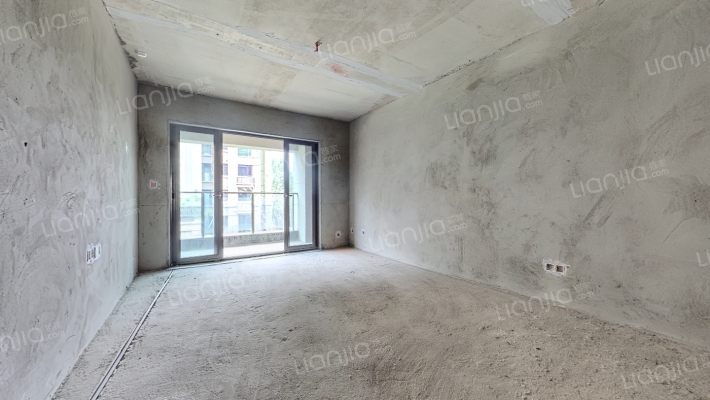 恒大翡翠华庭二手房实景图