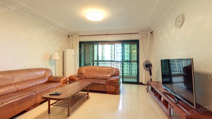 恒大绿洲B区二手房实景图