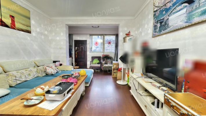 机车厂宿舍二手房实景图