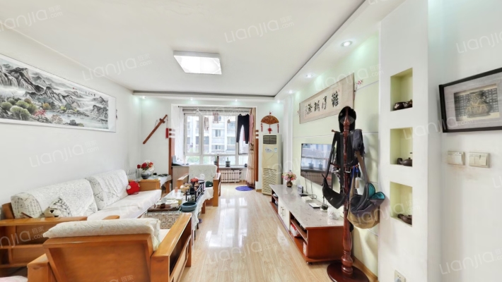 沈铁圣工佳园二手房实景图