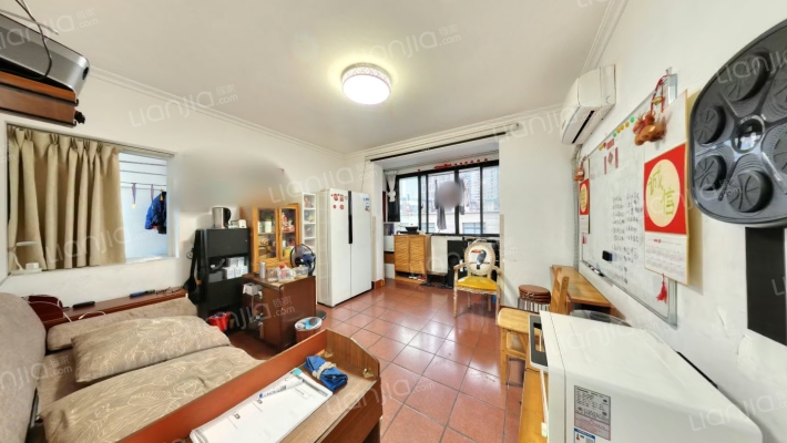 新半边街6号二手房实景图