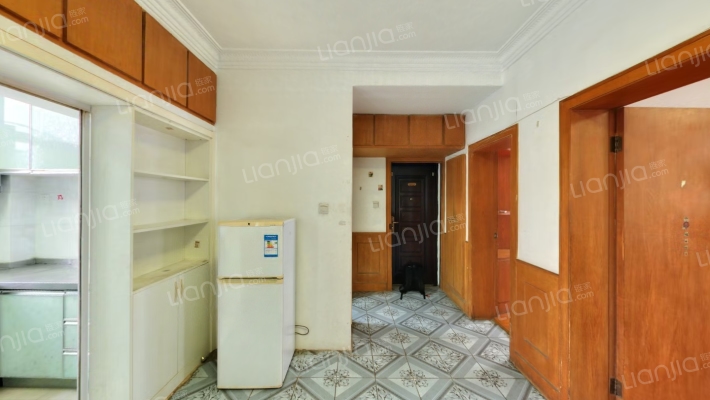 粮食局大院二手房实景图