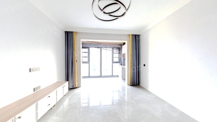 中建观湖国际二期二手房实景图