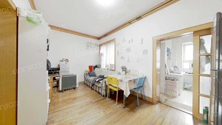 北京西路师大宿舍二手房实景图