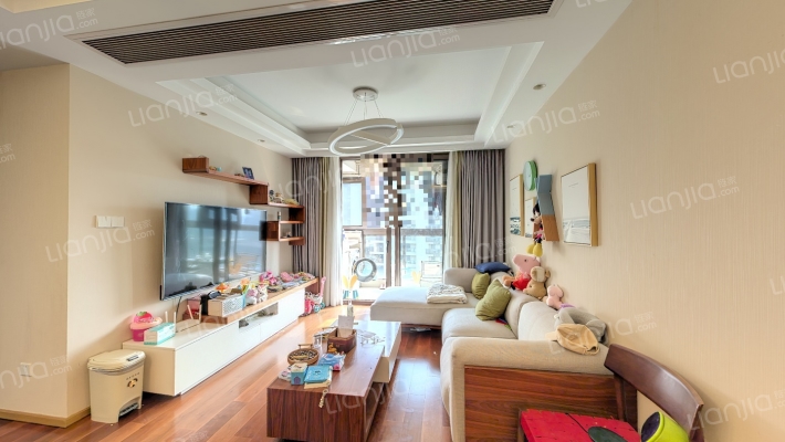 云荷廷二手房实景图