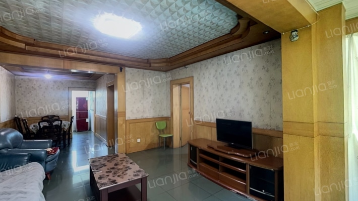 攀宾家属楼二手房实景图