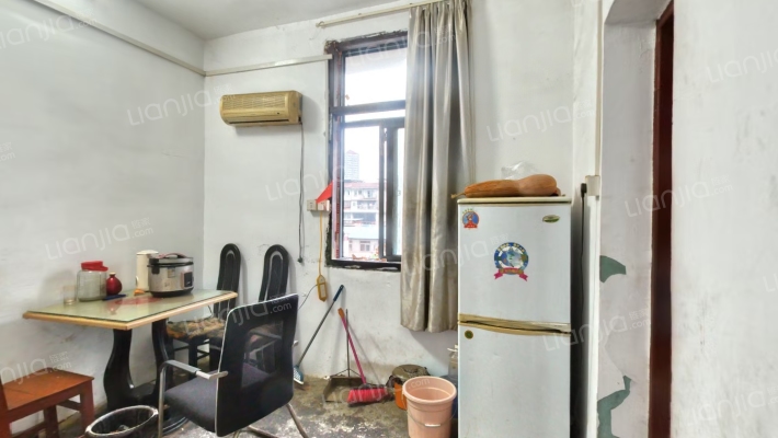 大智路二手房实景图