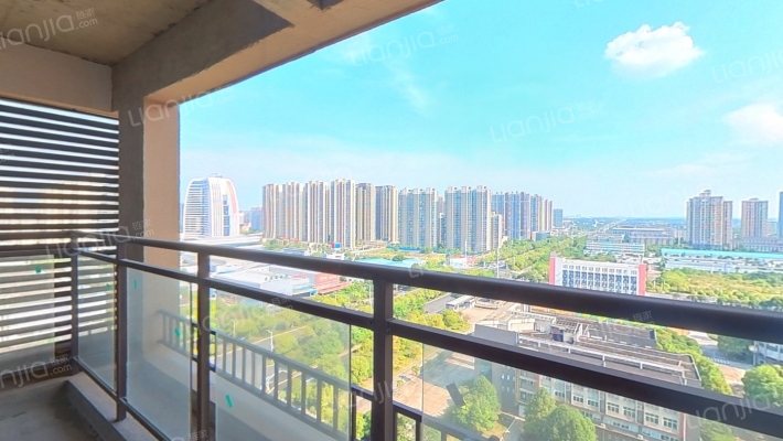 生态天宸二手房实景图