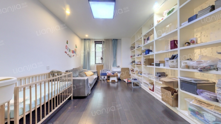 亚奥观典二手房实景图