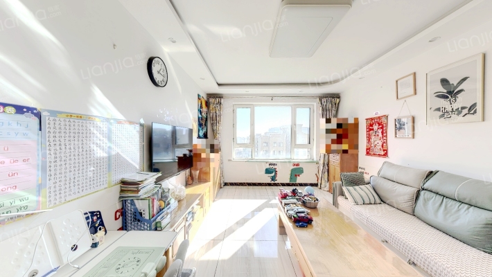 新星宇和润B区二手房实景图