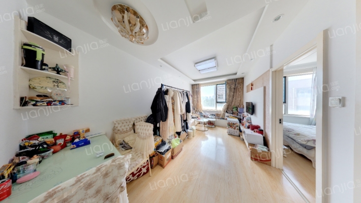 家豪圣托里尼二手房实景图