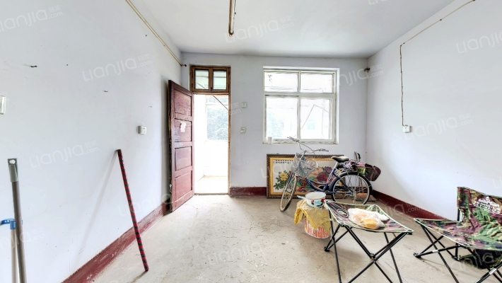 许昌市外贸包装公司住宅楼二手房实景图