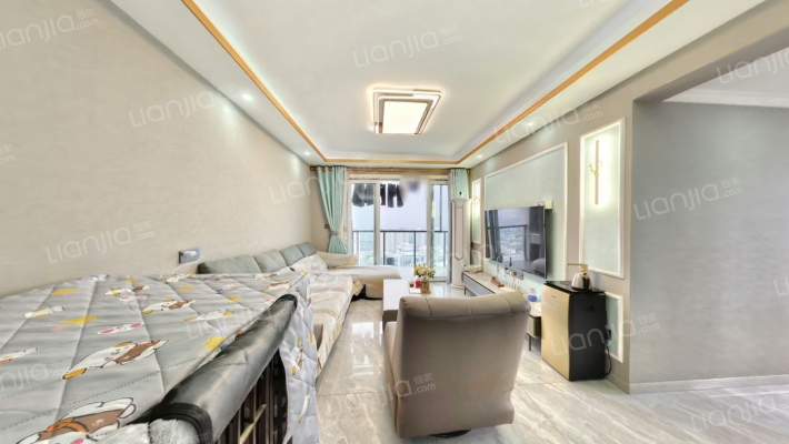 新鸥鹏拉菲公馆D区二手房实景图