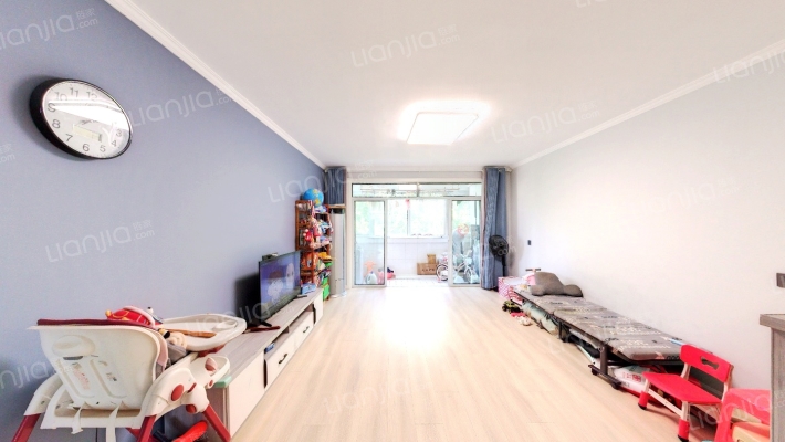 省检察院职工楼二手房实景图