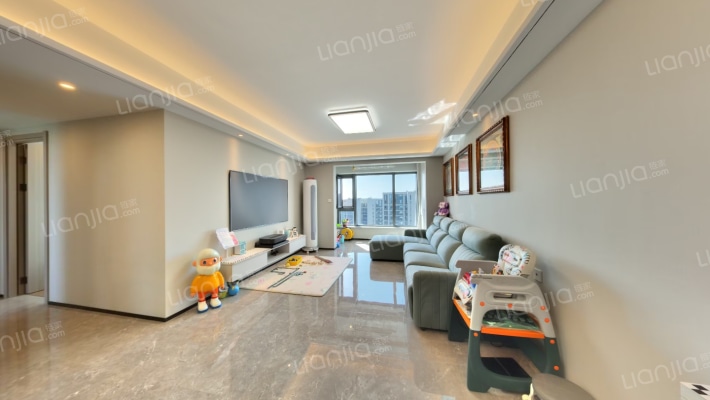 融创海逸长洲三四期二手房实景图