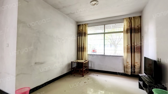 粮油机械厂宿舍二手房实景图