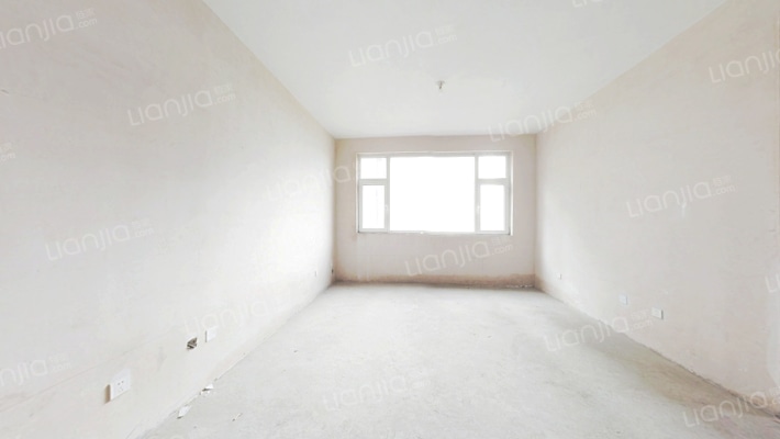 泰坤城东区二手房实景图