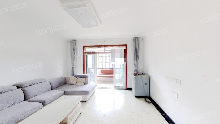 心泊荷花苑二手房实景图